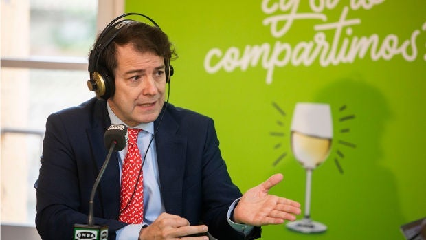 Fernández Mañueco: "El Gobierno debe defender las fronteras con firmeza y diplomacia" Fernández Mañueco: "El Gobierno debe defender las fronteras con firmeza y diplomacia"