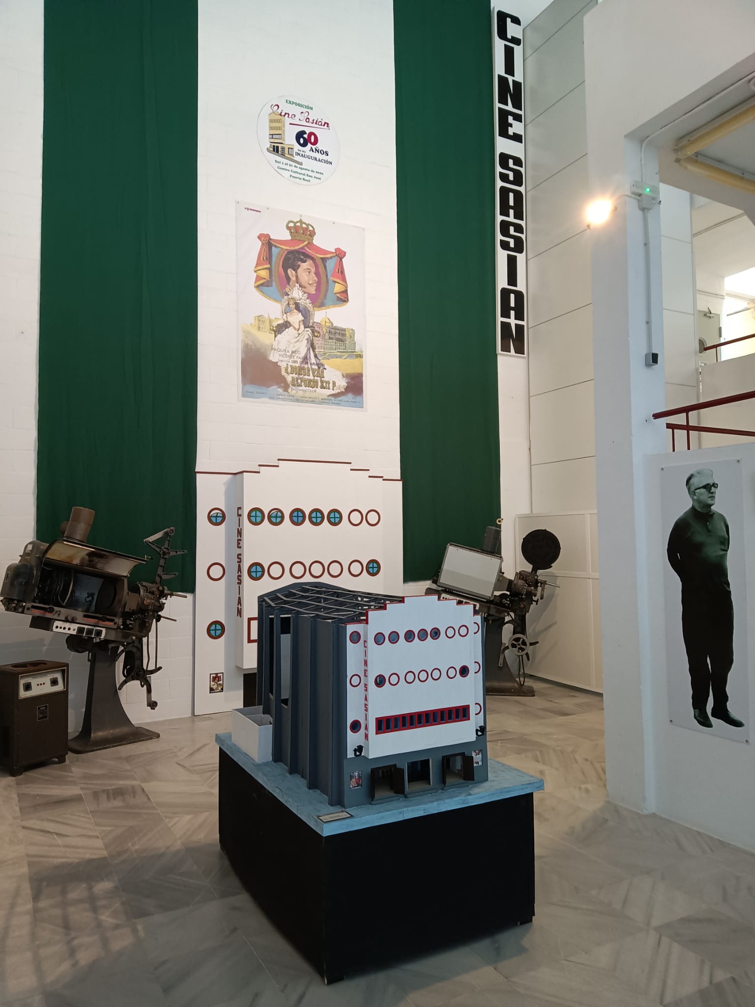 El mítico 'Cine Sasián' de Puerto Real vivirá para siempre en el Centro Cultural del paseo marítimo El mítico 'Cine Sasián' de Puerto Real vivirá para siempre en el Centro Cultural del paseo marítimo