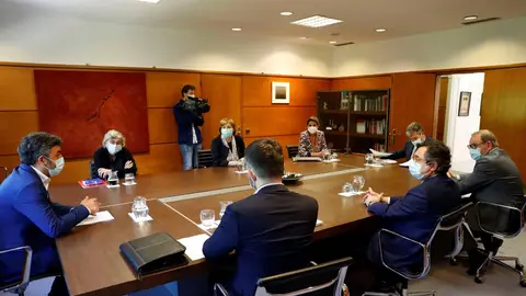 Reunión de los socios de la Zalia con el presidente de Sepides Reunión de los socios de la Zalia con el presidente de Sepides