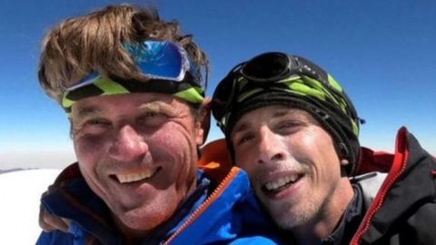 Los alpinistas checos Holecek y Groh en el Karak&oacute;rum 