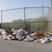 En los últimos meses, también, ha aumentado, de forma muy considerable, el abandono de sanitarios y restos de obra de fontanería, así como colchones, cocinas enteras, escombro, etc En los últimos meses, también, ha aumentado, de forma muy considerable, el abandono de sanitarios y restos de obra de fontanería, así como colchones, cocinas enteras, escombro, etc