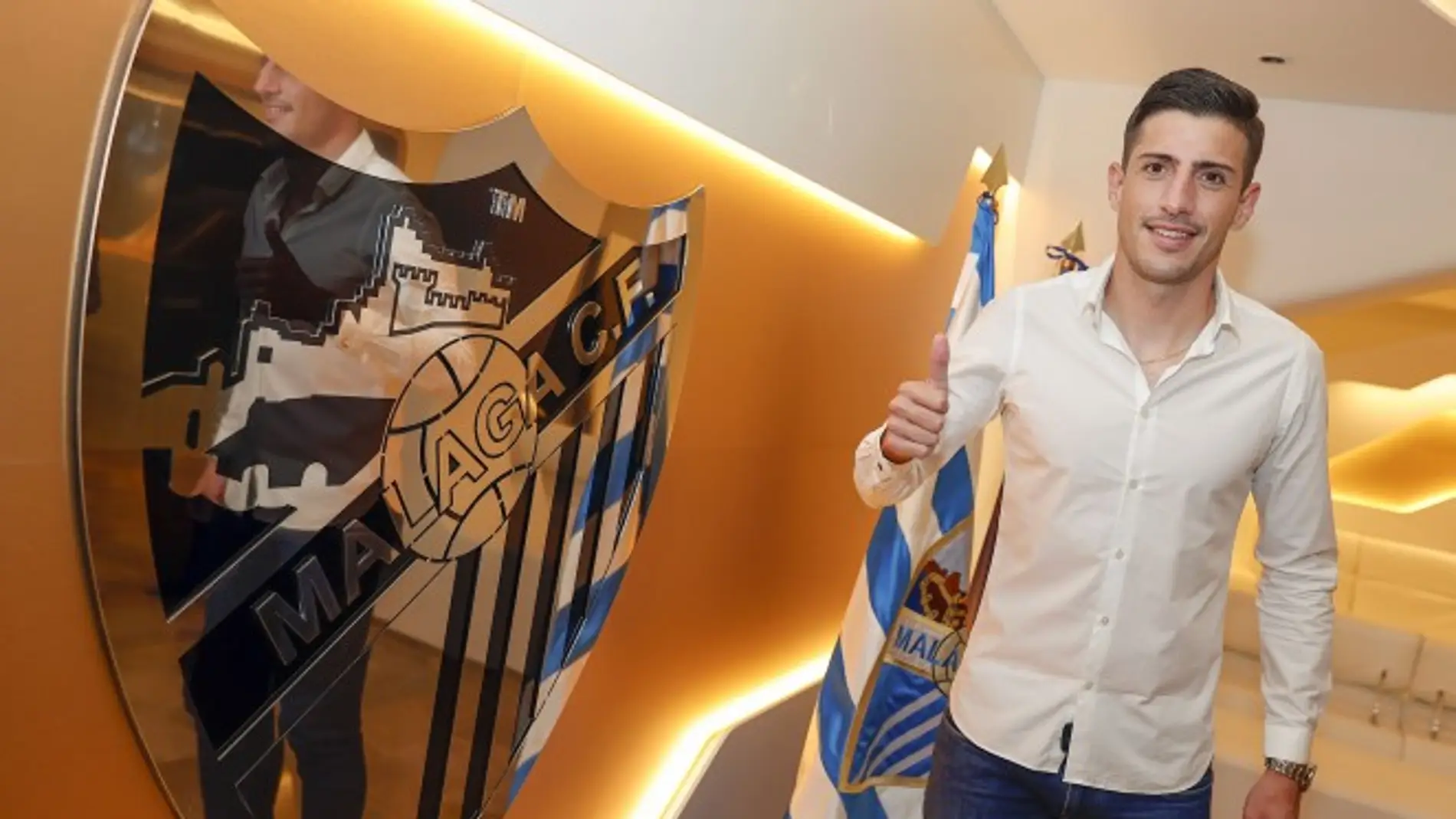 Chavarría sigue con el Málaga la próxima temporada