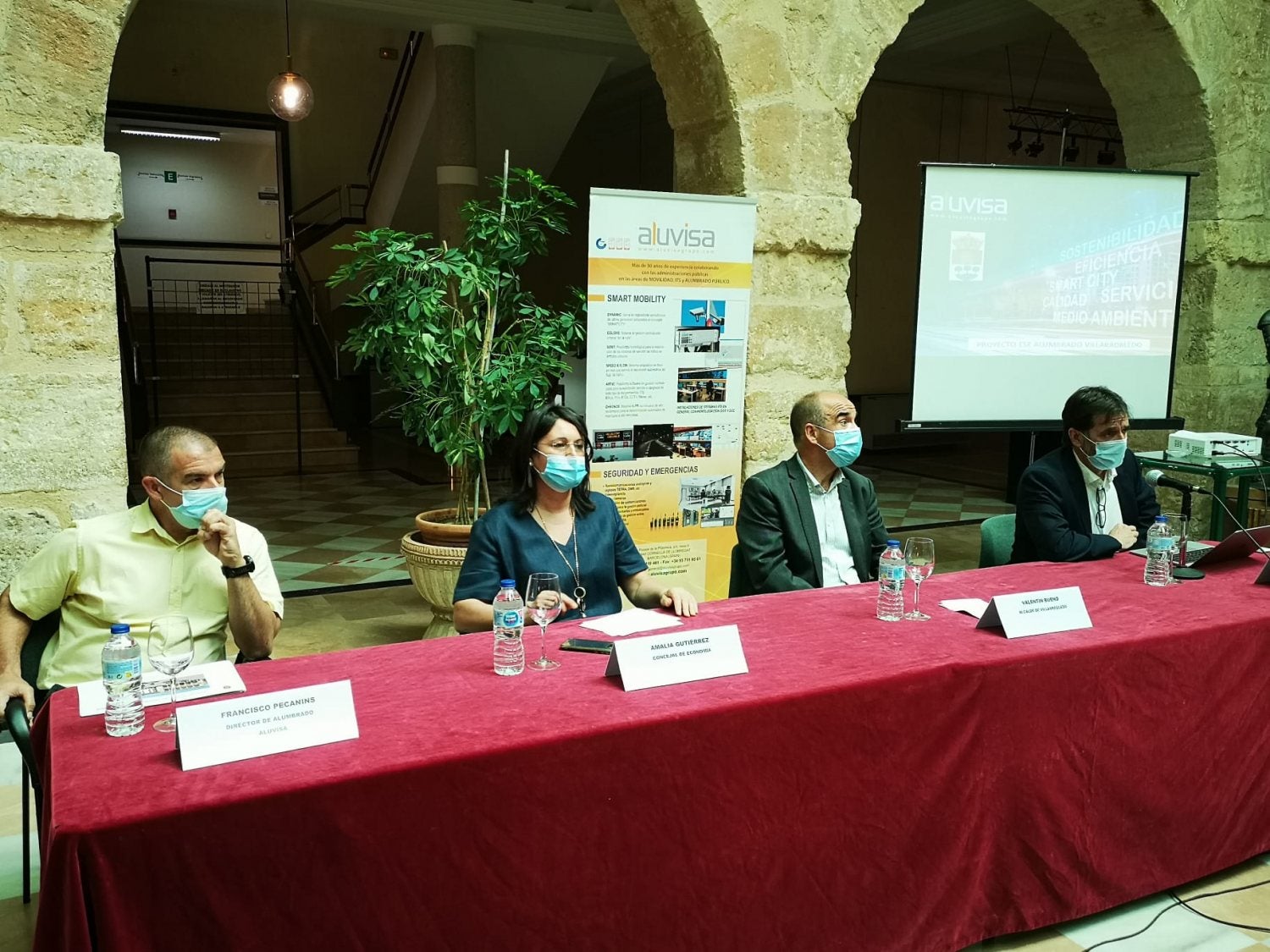 Villarrobledo renovará su luminaria Villarrobledo renovará su luminaria