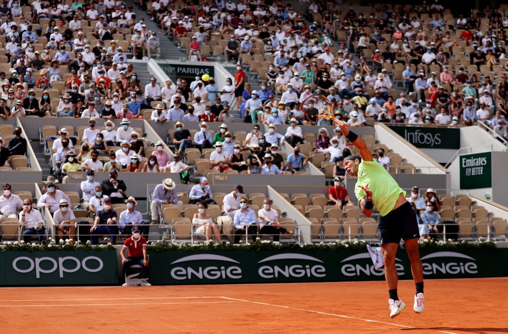 Rafa Nadal hoy: a qué hora juega contra Djokovic y dónde ver en TV y online el partido de semifinales de Roland Garros Rafa Nadal hoy: a qué hora juega contra Djokovic y dónde ver en TV y online el partido de semifinales de Roland Garros