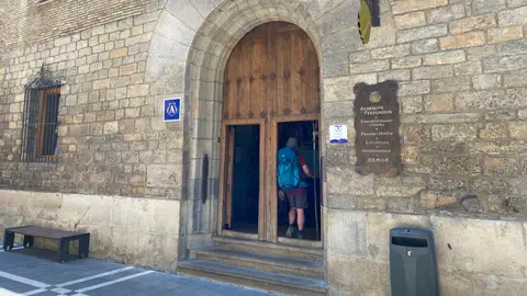 Albergue Jesús y María Pamplona