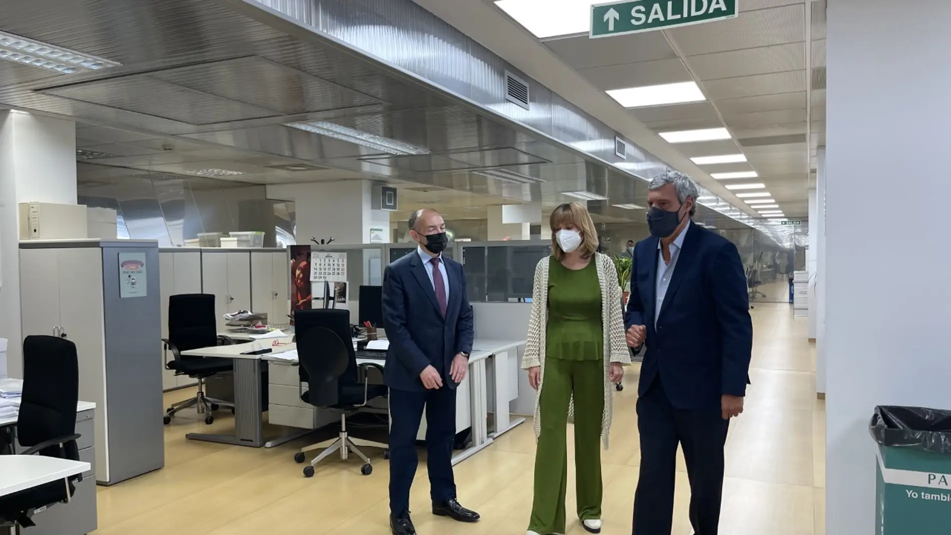 La Delegada del Gobierno ha visitado las instalaciones del SEPE en Zaragoza con el director del servicio