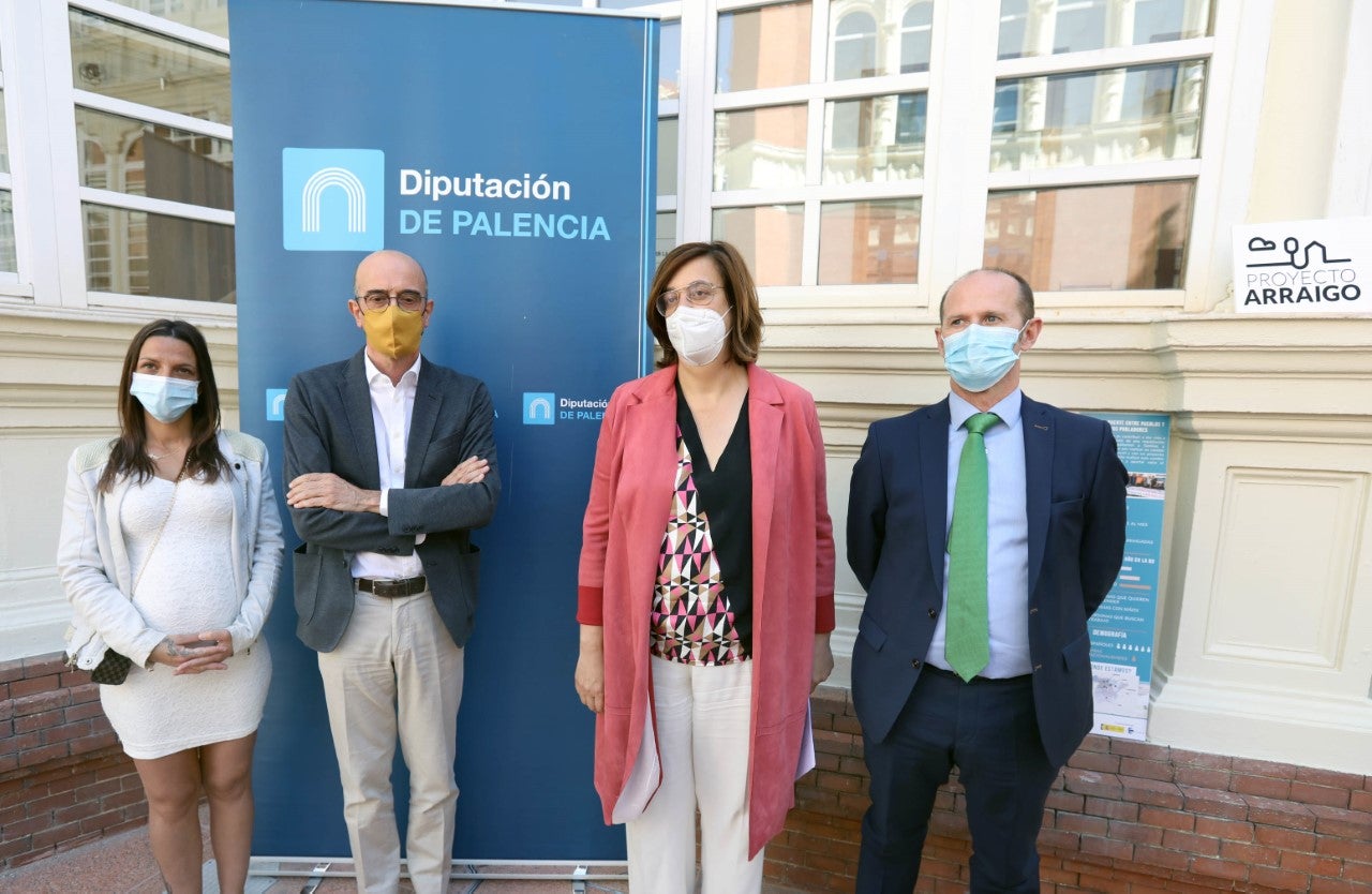 La Diputación se suma al Proyecto Arraigo con el objetivo de combatir el reto demográfico La Diputación se suma al Proyecto Arraigo con el objetivo de combatir el reto demográfico