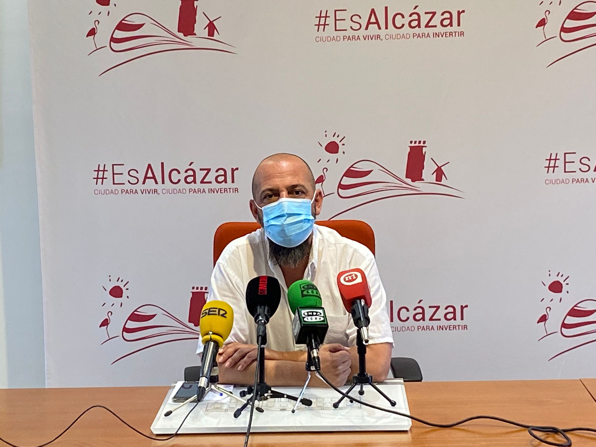 Presentadas las becas para libros de texto y el Banco de Libros Presentadas las becas para libros de texto y el Banco de Libros