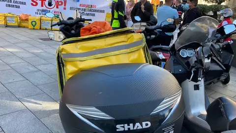 " Riders" se manifiestan en Vigo " Riders" se manifiestan en Vigo