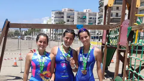 Las tres integrantes del equipo femenino del CT Bahía de Málaga Campeonato de España