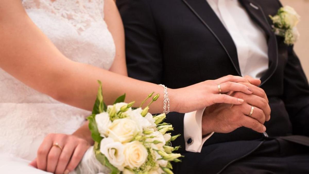 ¿Nos casamos? ¿Nos casamos?