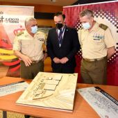 Presentación de la maqueta de la base logística del ejército