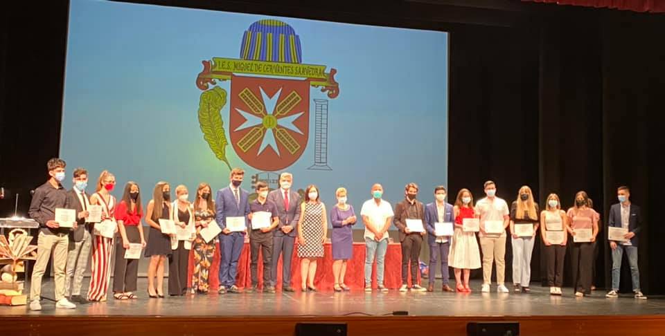 El IES Miguel de Cervantes clausura el curso académico 2020-21 El IES Miguel de Cervantes clausura el curso académico 2020-21