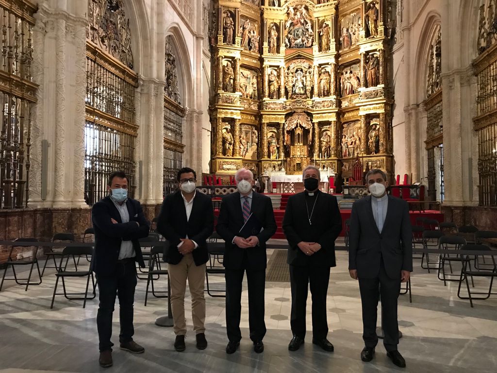 La Brújula de Castilla y León. Especial VIII Centenario de la Catedral de Burgos con Raúl Rodriguez. 10/06/20221 La Brújula de Castilla y León. Especial VIII Centenario de la Catedral de Burgos con Raúl Rodriguez. 10/06/20221