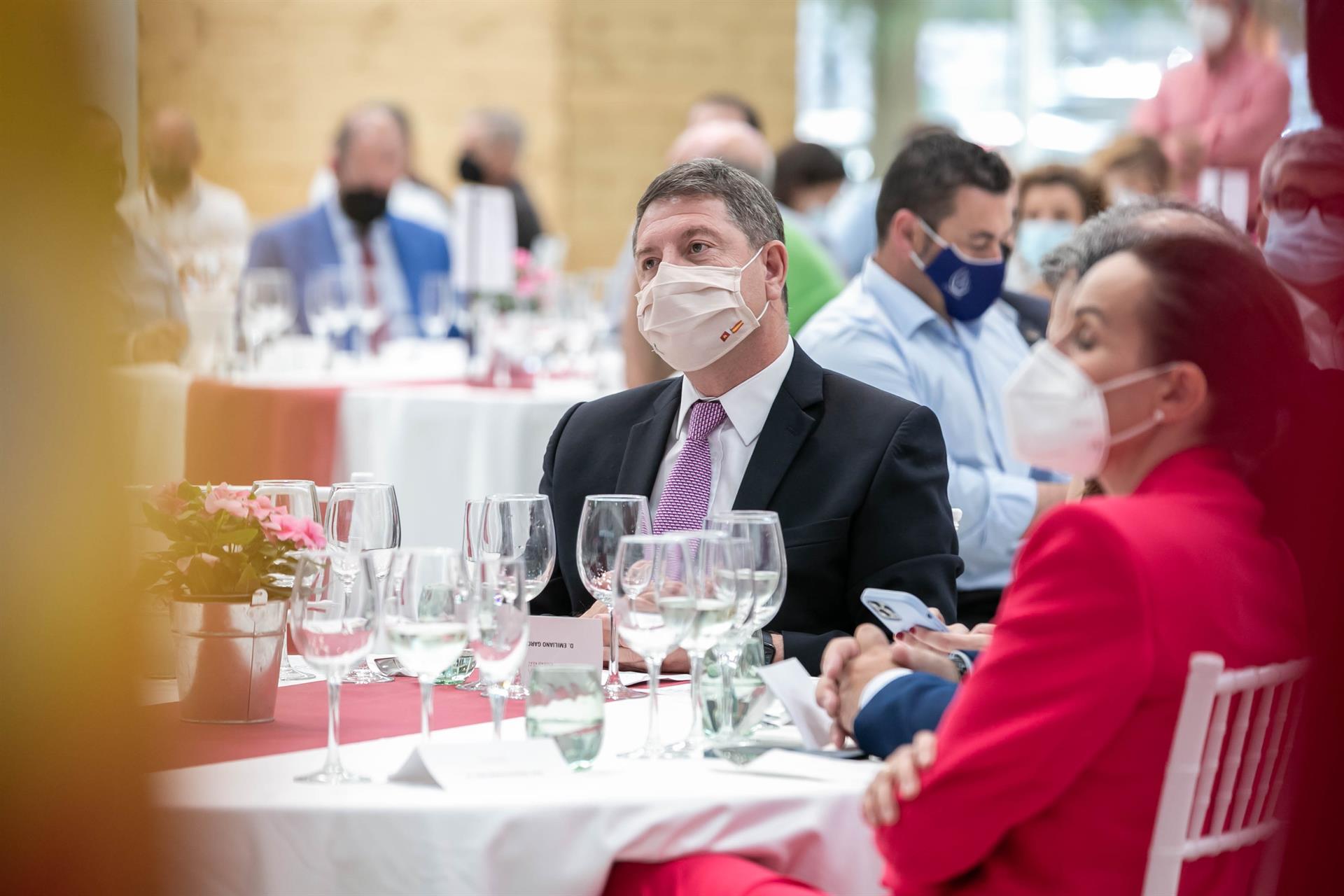 CLM prevé relajar las restricciones sanitarias la semana que viene ante la buena marcha de la vacunación CLM prevé relajar las restricciones sanitarias la semana que viene ante la buena marcha de la vacunación