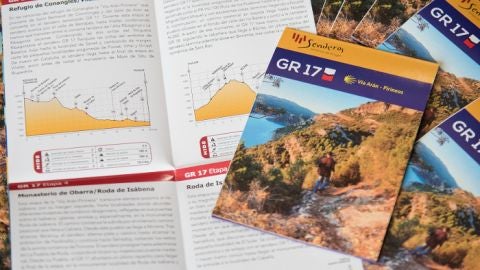 Folleto del GR-17 Folleto del GR-17