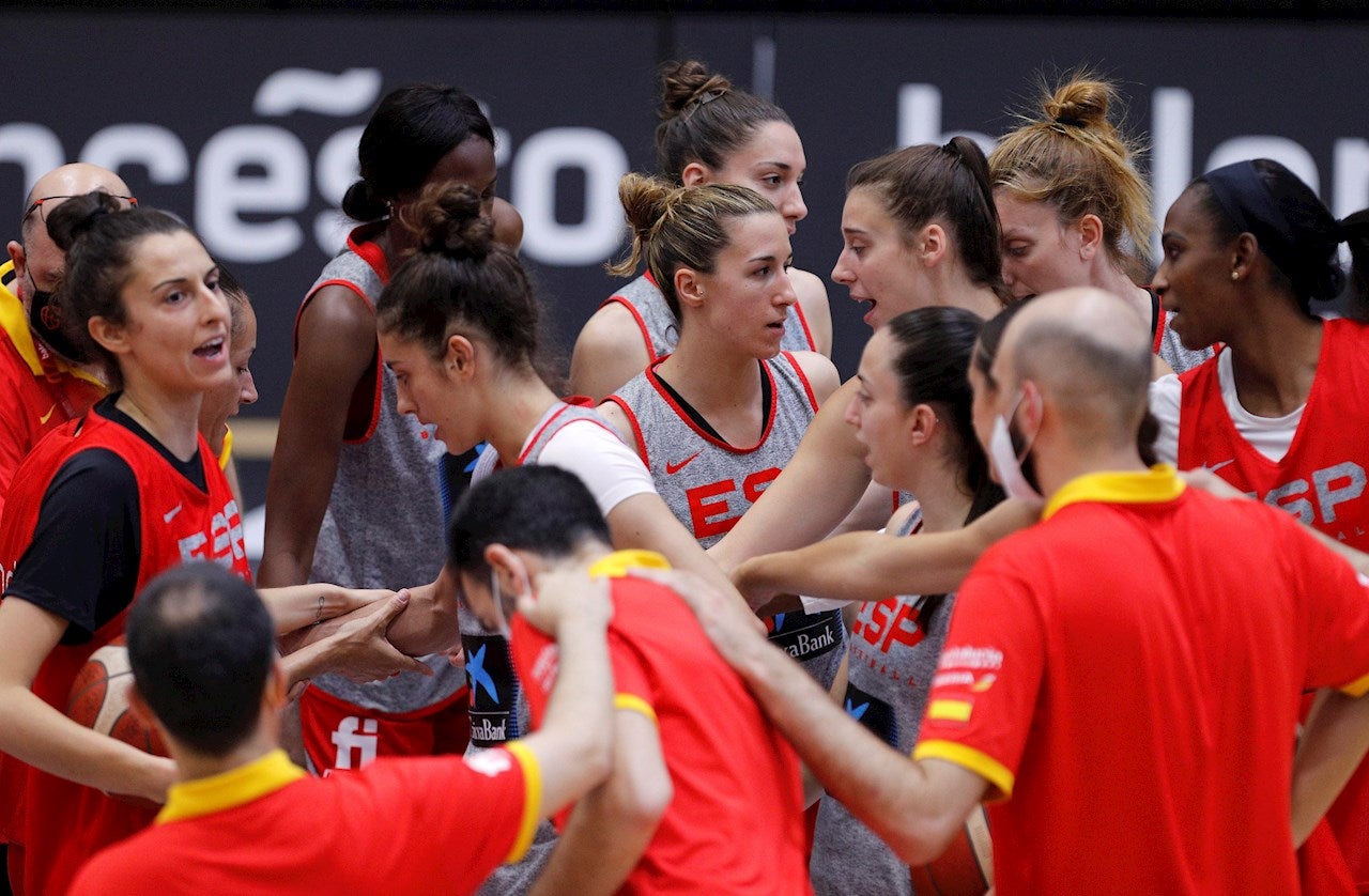 Alba Torrens y Tamara Abalde dan positivo a cinco días del inicio del Eurobasket femenino Alba Torrens y Tamara Abalde dan positivo a cinco días del inicio del Eurobasket femenino
