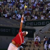 Djokovic remonta a Tsitsipas y conquista su segundo Roland Garros