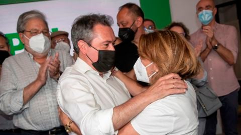 Juan Espadas y Susana D&iacute;az, tras conocerse los resultados de las primarias en el PSOE