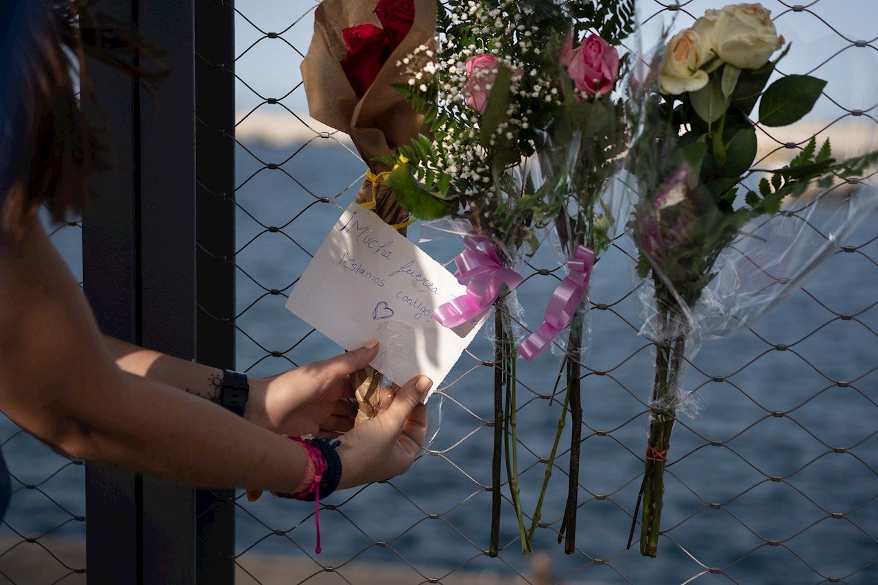 La madre de Anna y Olivia dedica una carta a la tripulación del Ángeles Alvariño: "Gracias a ustedes puedo vivir" La madre de Anna y Olivia dedica una carta a la tripulación del Ángeles Alvariño: "Gracias a ustedes puedo vivir"