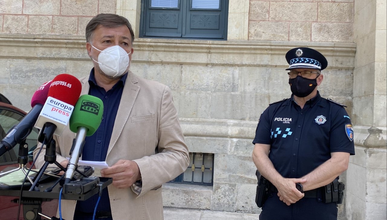 Los botellones multitudinarios serán perseguidos, según el Ayuntamiento Los botellones multitudinarios serán perseguidos, según el Ayuntamiento