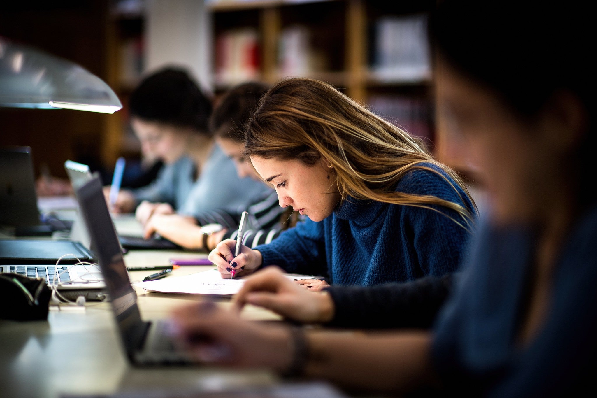 Extremadura es la segunda comunidad que más exige un título de postgrado en sus ofertas de trabajo, por encima del 6% Extremadura es la segunda comunidad que más exige un título de postgrado en sus ofertas de trabajo, por encima del 6%