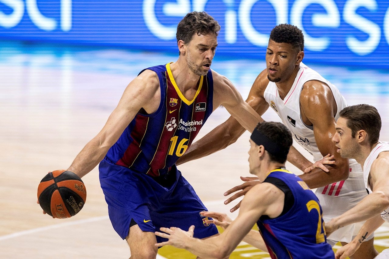 Pau Gasol anunciará su futuro el próximo martes, ¿su retirada del baloncesto? Pau Gasol anunciará su futuro el próximo martes, ¿su retirada del baloncesto?