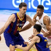 Pau Gasol durante un partido ante el Real Madrid Pau Gasol durante un partido ante el Real Madrid