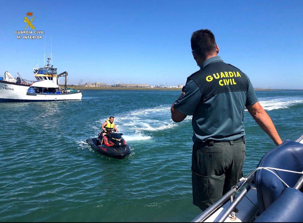 La Guardia Civil da inicio a las Campañas de control embarcaciones recreativas y motos náuticas La Guardia Civil da inicio a las Campañas de control embarcaciones recreativas y motos náuticas