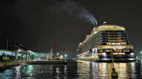 crucero Puerto de Málaga Primer crucero tras 15 meses que llega al Puerto de Málaga