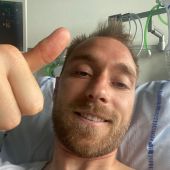 Primera foto de Eriksen desde el hospital: "Me siento bien"