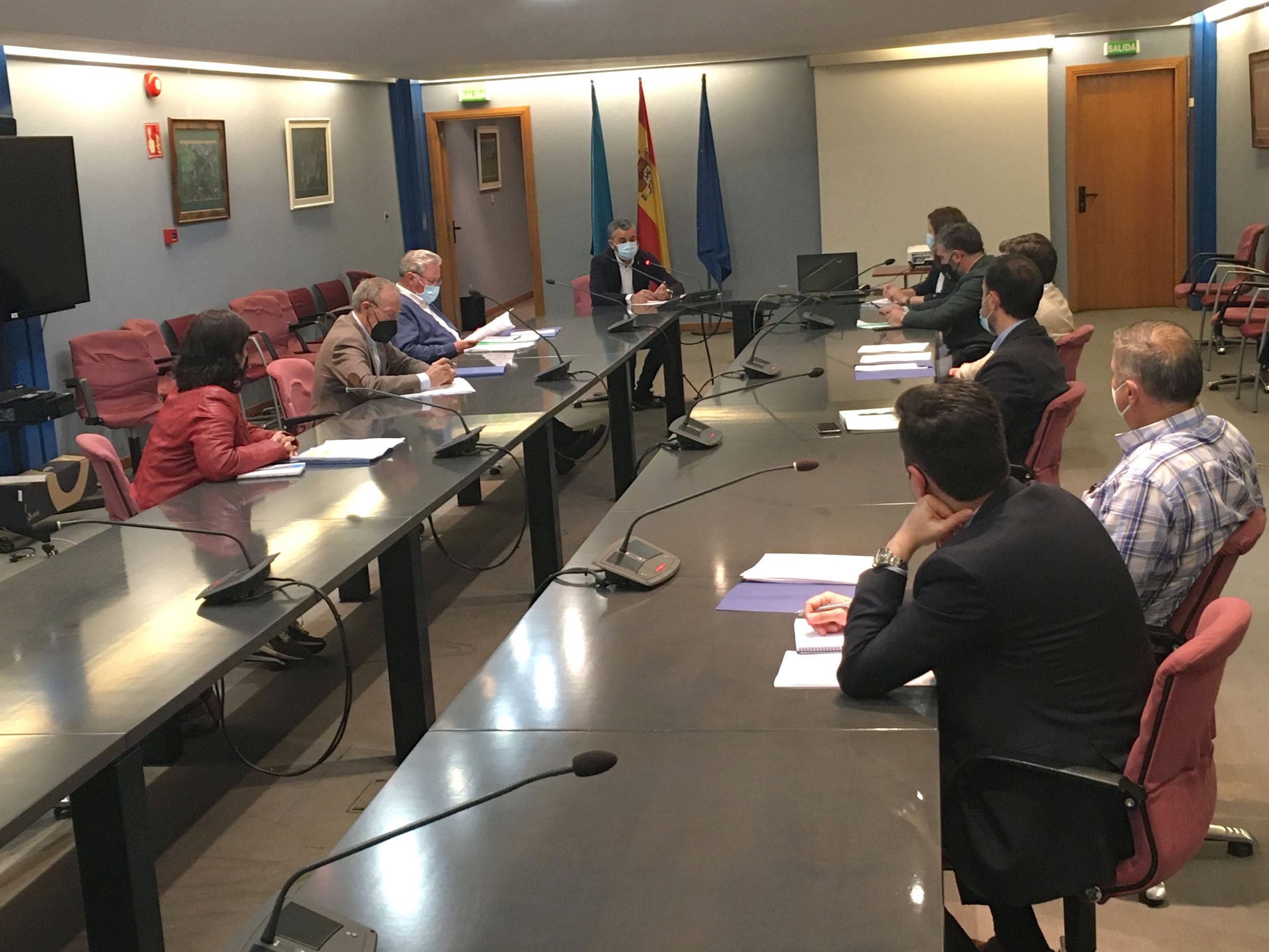 El Principado defiende los intereses de los ganaderos frente al lobo El Principado defiende los intereses de los ganaderos frente al lobo