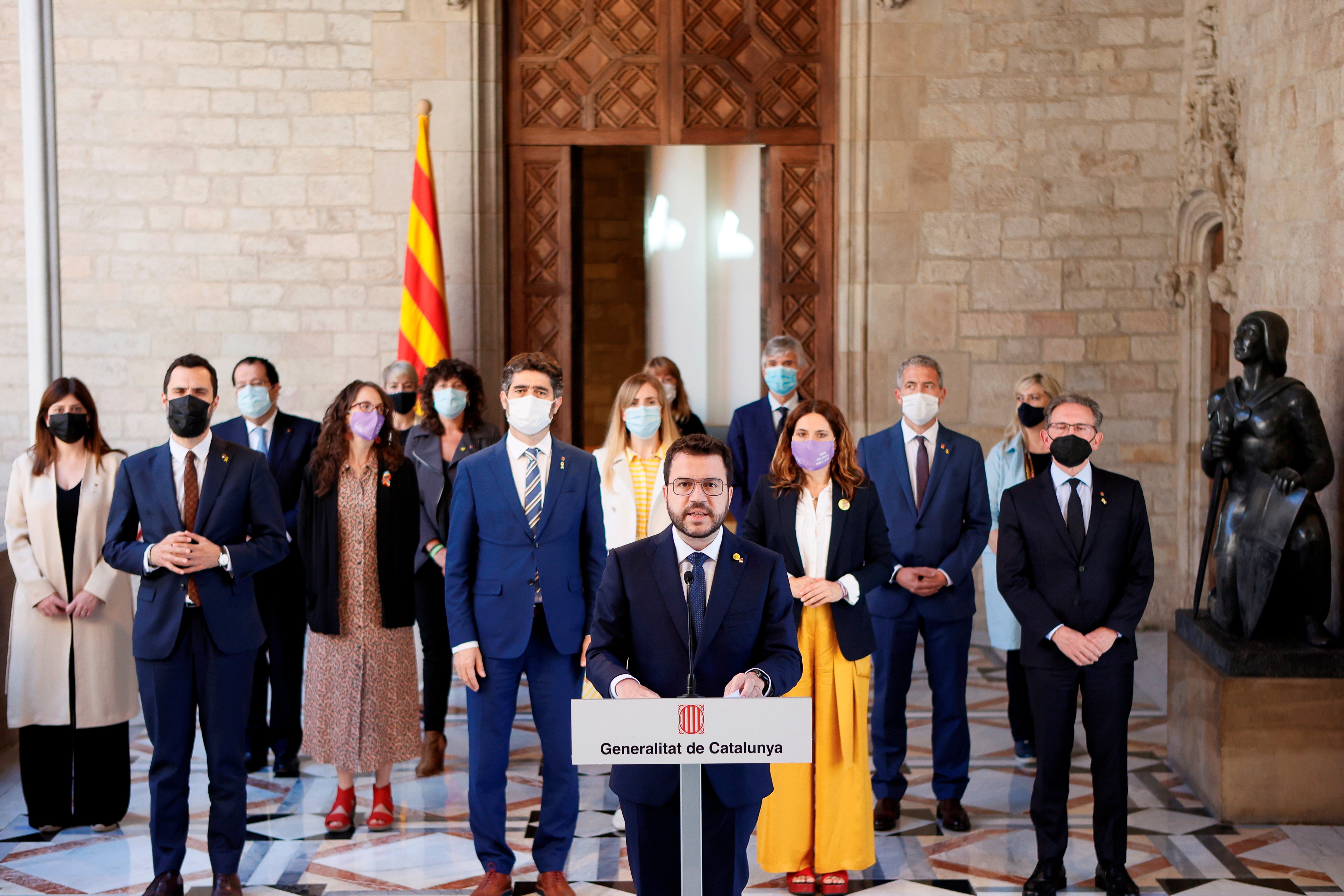 Pere Aragonès agradece los indultos pero recuerda a Sánchez que "es la hora de un referéndum pactado con un aval internacional" Pere Aragonès agradece los indultos pero recuerda a Sánchez que "es la hora de un referéndum pactado con un aval internacional"