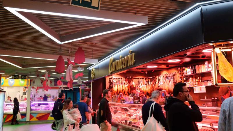Benidorm reconvierte en supermercado una zona en desuso del Mercat Benidorm reconvierte en supermercado una zona en desuso del Mercat