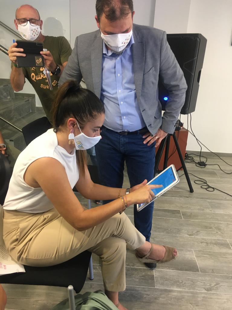 La Consellera de Transición Ecológica dice en Orxeta que ve necesario incrementar las inversiones para potenciar el reciclaje La Consellera de Transición Ecológica dice en Orxeta que ve necesario incrementar las inversiones para potenciar el reciclaje