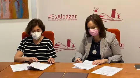 Renovado el convenio de colaboración con Cruz Roja Renovado el convenio de colaboración con Cruz Roja