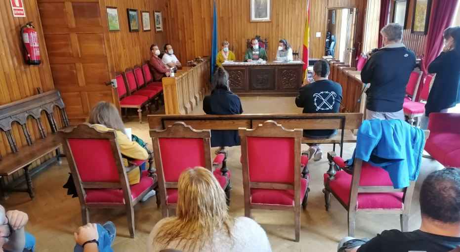 "Piloña puede ser la capital del vigulín tradicional" "Piloña puede ser la capital del vigulín tradicional"