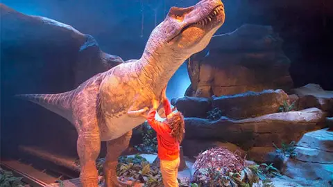 Una de las atracciones de Dinópolis Una de las atracciones de Dinópolis