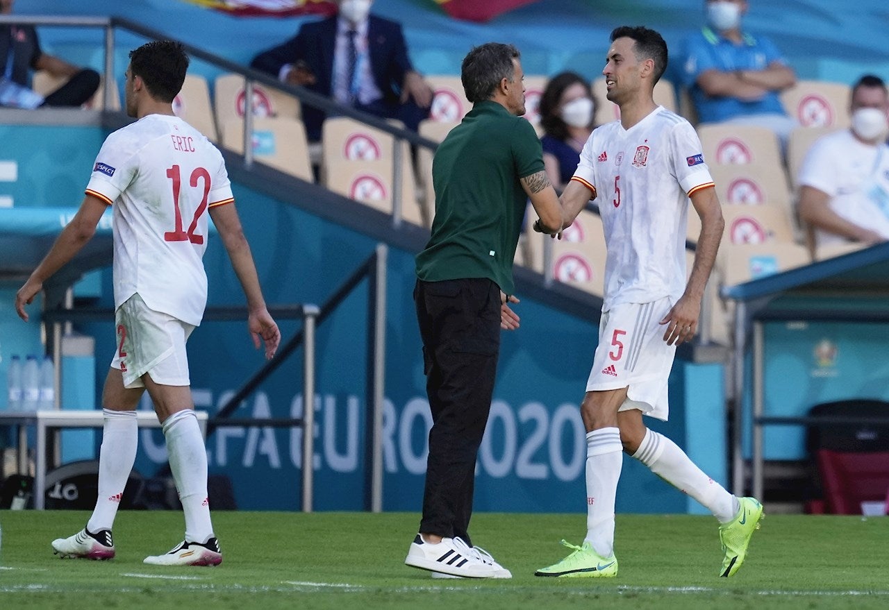 Busquets no puede contener la emoción tras la victoria ante Eslovaquia: "Lo he pasado muy mal" Busquets no puede contener la emoción tras la victoria ante Eslovaquia: "Lo he pasado muy mal"