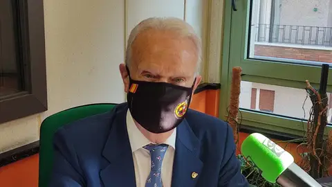 Ramiro Fernández en los estudios de Onda Cero Gijon Ramiro Fernández en los estudios de Onda Cero Gijon