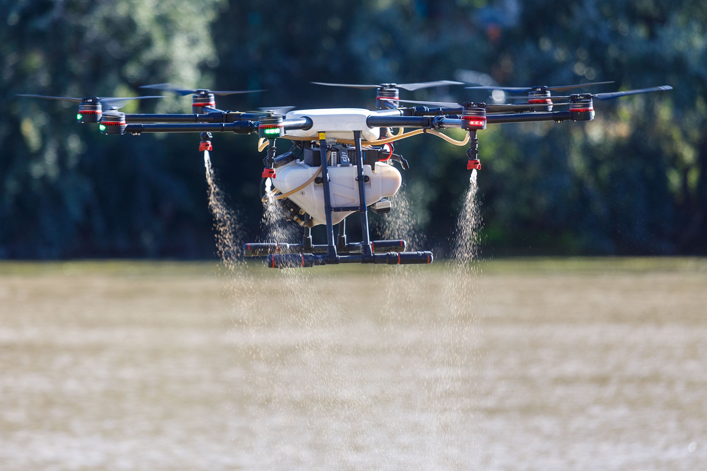 El Ayuntamiento de Zaragoza usa drones para frenar a la mosca negra El Ayuntamiento de Zaragoza usa drones para frenar a la mosca negra