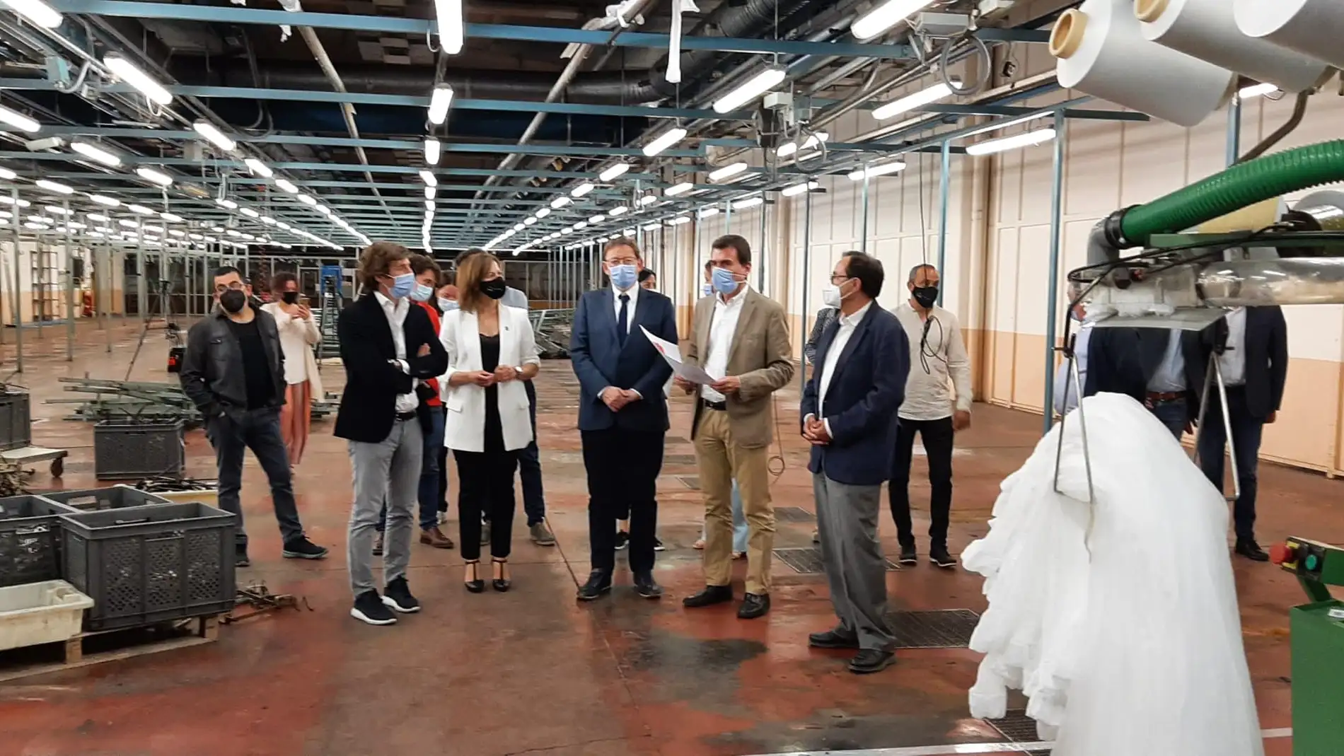 Ximo Puig visita las instalaciones de la firma castellonense Marie Claire