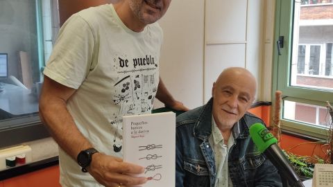 Rafa Guti&eacute;rrez y Miguel Rojo en las estudios de Onda Cero Gij&oacute;n