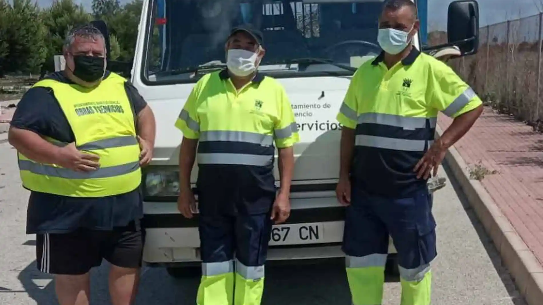 San Fulgencio contrata a tres personas desempleadas para realizar tareas de mantenimiento en el municipio 
