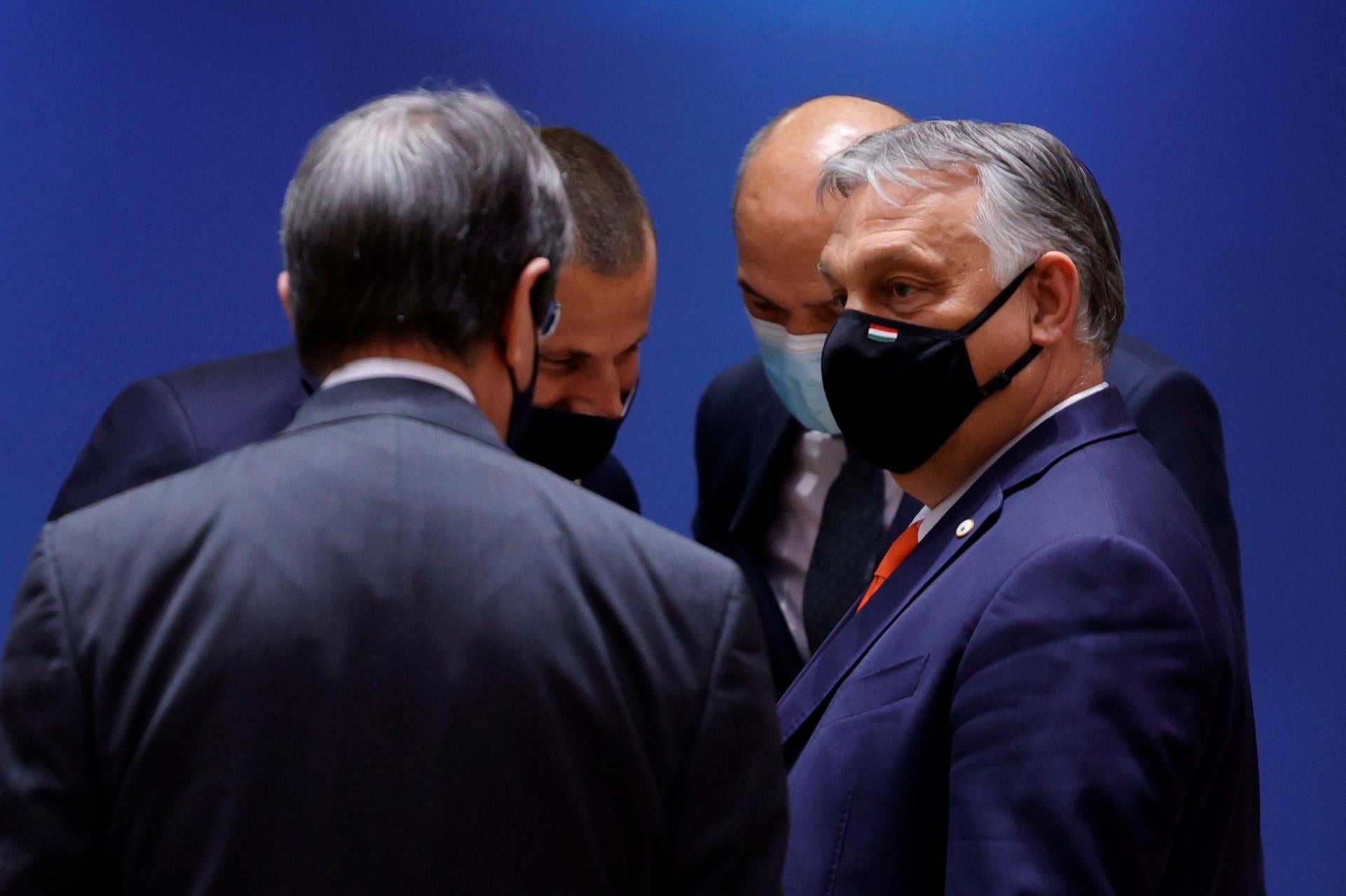 La Eurocámara reclama la suspensión de fondos y medidas legales contra Hungría La Eurocámara reclama la suspensión de fondos y medidas legales contra Hungría