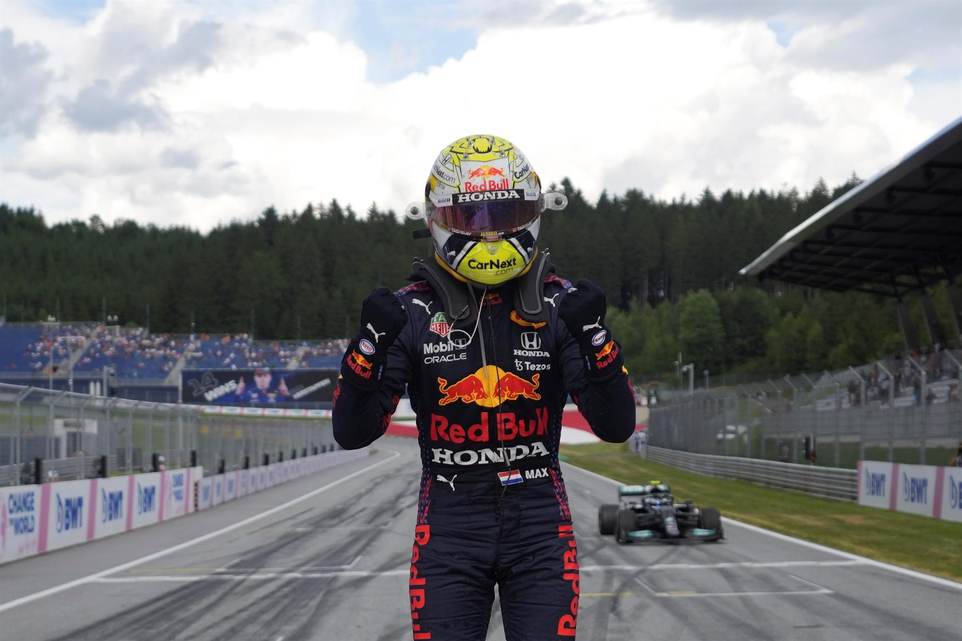 Verstappen refuerza su liderato al ganar en Estiria Verstappen refuerza su liderato al ganar en Estiria