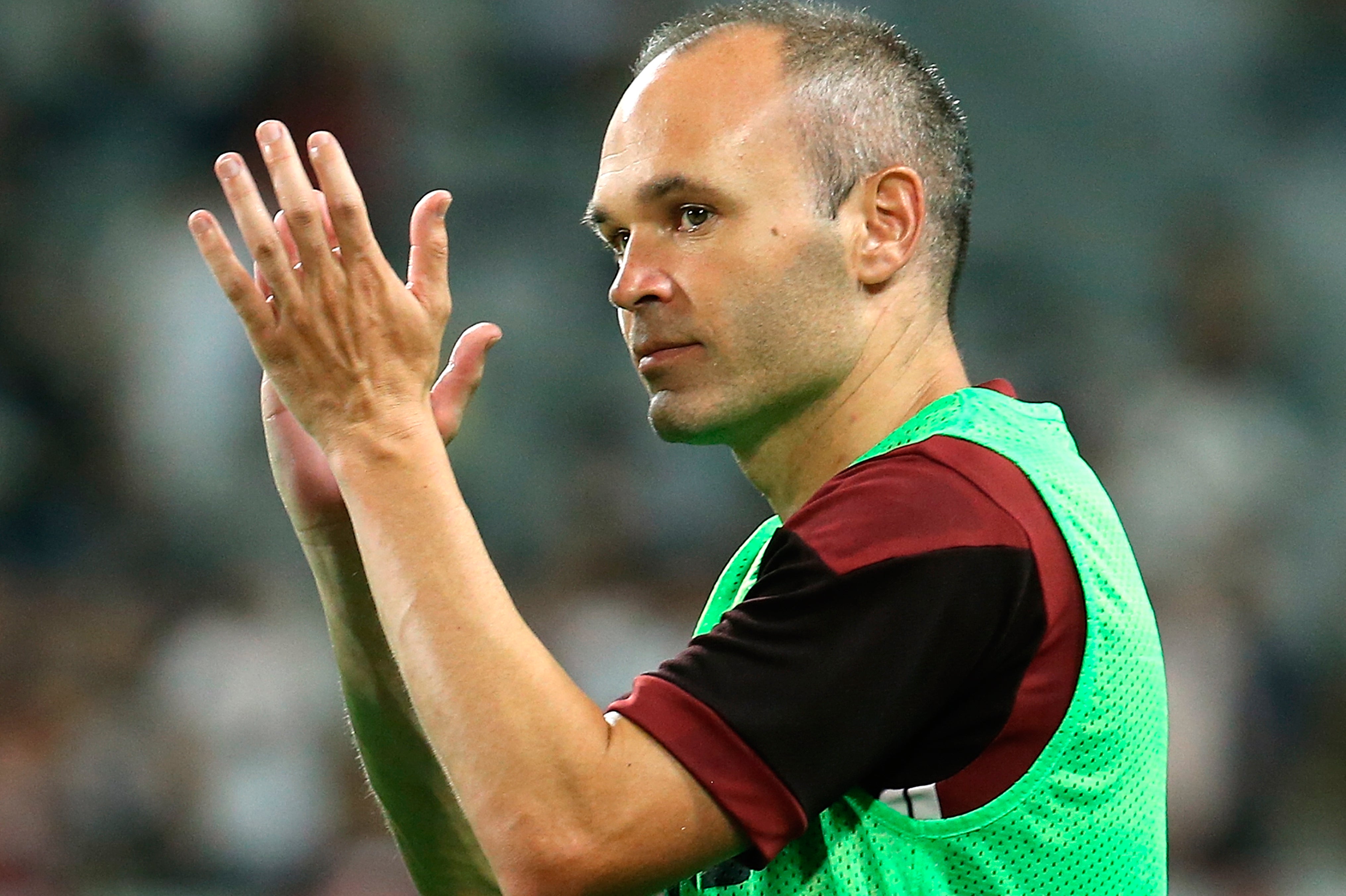 Iniesta jugará en el Emirates Club Iniesta jugará en el Emirates Club