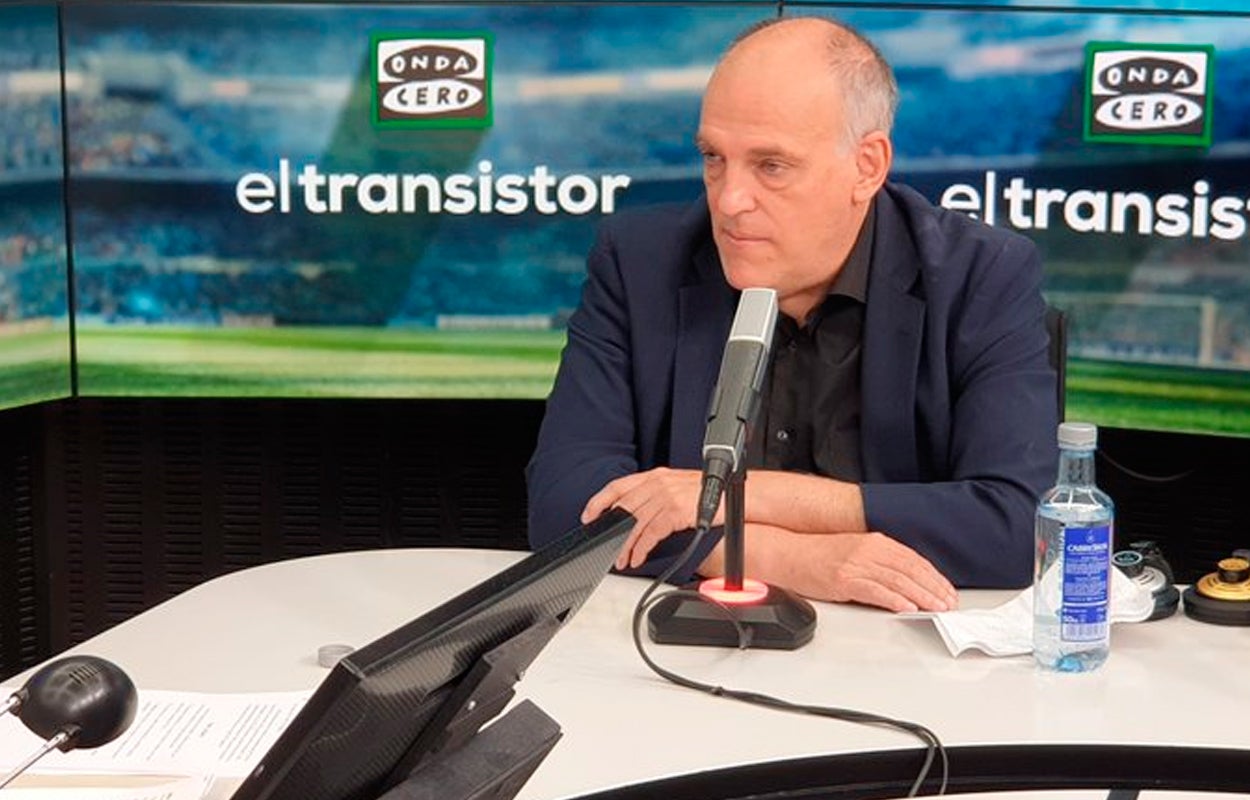 Javier Tebas: “Es un chiste que Florentino Pérez quiera hacer una liga de equipos por su número de seguidores en redes sociales” Javier Tebas: “Es un chiste que Florentino Pérez quiera hacer una liga de equipos por su número de seguidores en redes sociales”