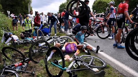 Ca&iacute;da de los ciclistas en el Tour de Francia