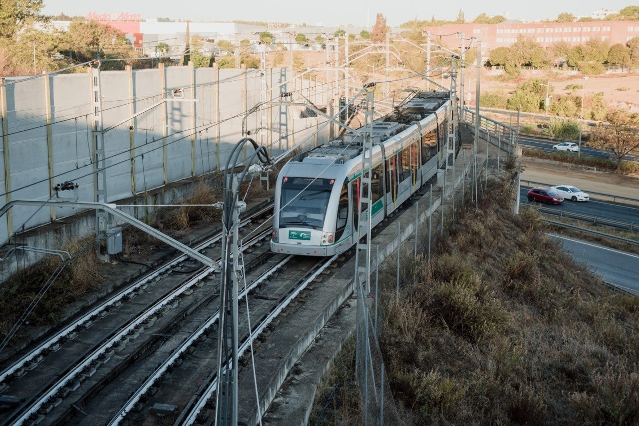 Los usuarios de Metro de Sevilla otorgan un notable alto al suburbano, la mejor valoración desde su puesta en servicio Los usuarios de Metro de Sevilla otorgan un notable alto al suburbano, la mejor valoración desde su puesta en servicio